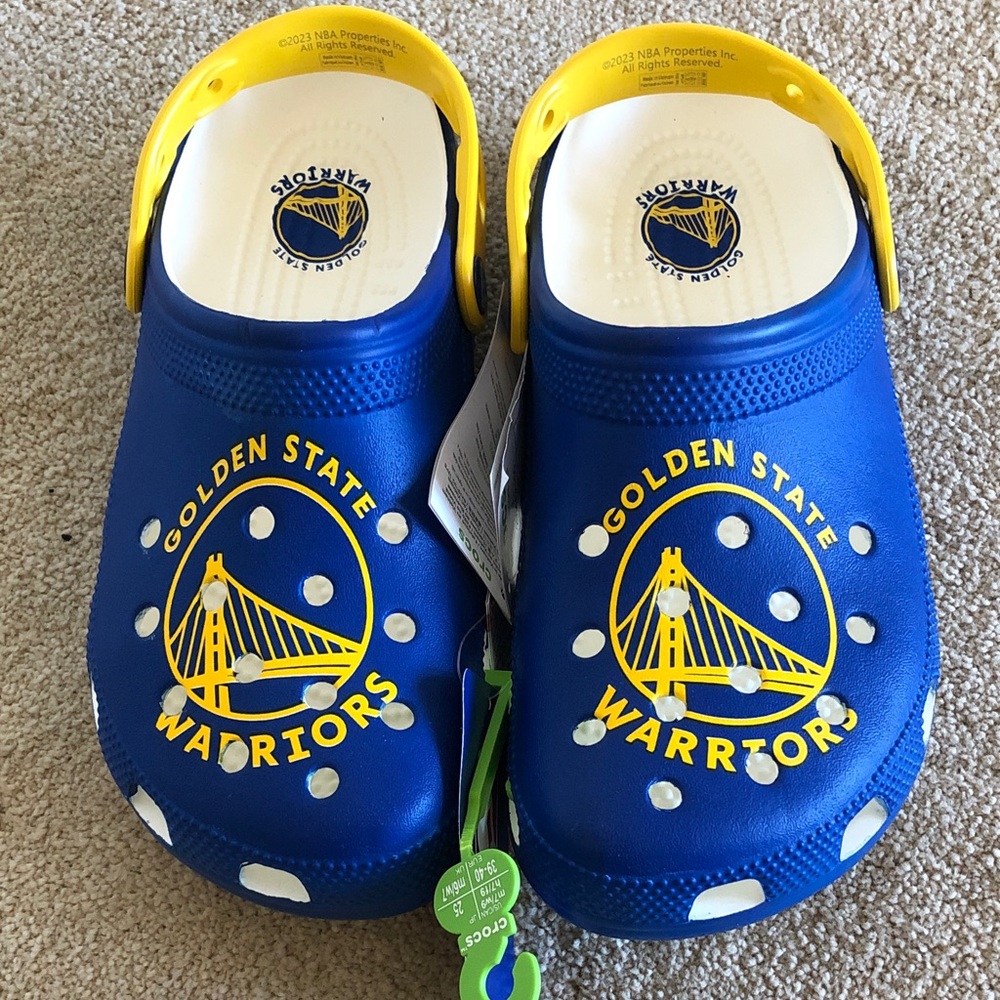 CROCS NBA Golden State Warriors - Blue and Yellow Sandals - size 7/9